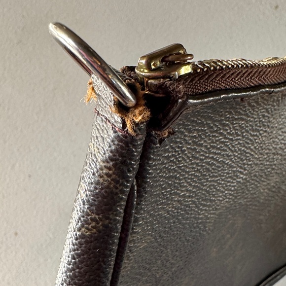 Louis Vuitton Brown Monogram Pouch authentic - Picture 15 of 16